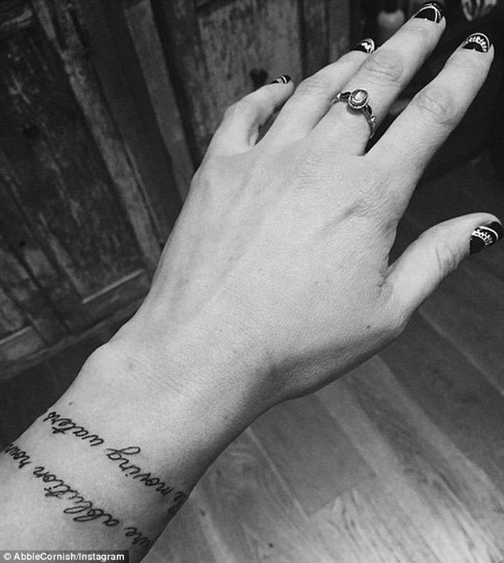 Татуировки для девушек со смыслом на руке маленькие и значением фото