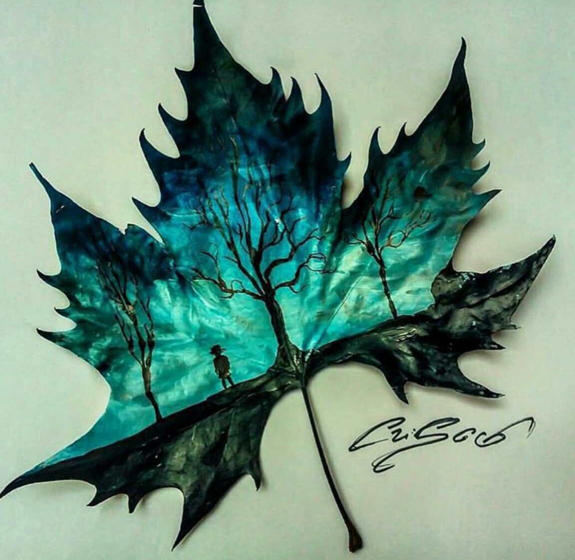 Лист арт. Рисование кленового листа. Кленовый лист арт. Рисование листьями деревьев. Рисование на листьях клена.