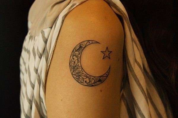 почему у мусульман символ луна и звезда