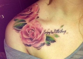 shoulder-tattoos-women-rose-quote