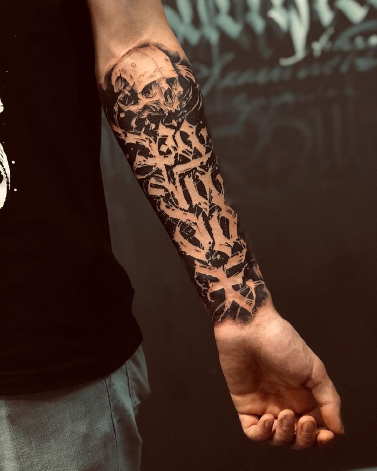 татуировки надписи на руке