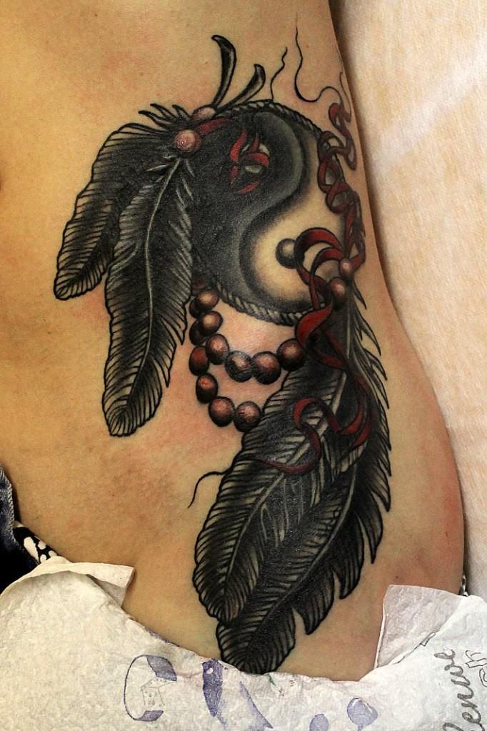 Художественная татуировка-перекрытие «Ловец снов» от мастера Андрея Бойцева